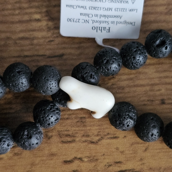 Fahlo The Venture Bracelet - Polar Bear, Lava Stone - Picture 5 of 5